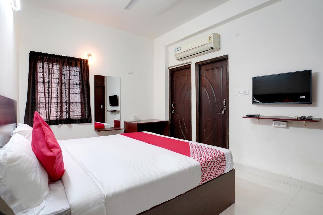 Oyo 41102 Hyderabad Elite Hotel Haidar Sahibguda Exterior photo